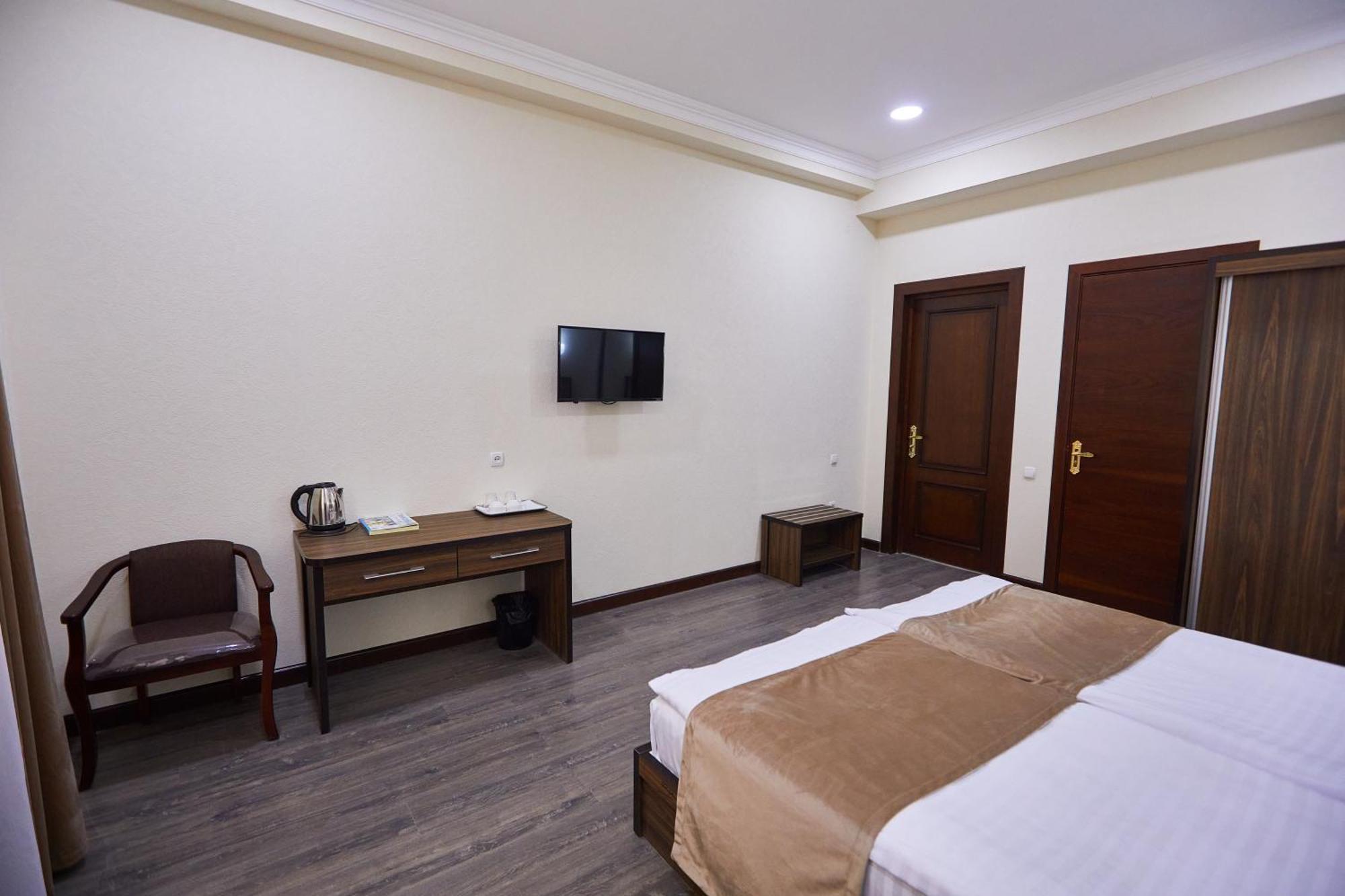 Grand Art Hotel Tashkent Exterior photo